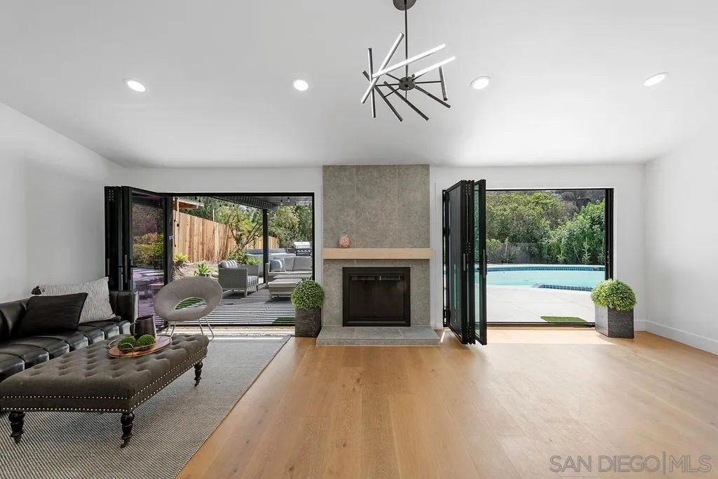 https://cdn.realtyfeed.com/cdn/127/250036137/4c57f054dc6ed5270249e36390b48a2c.webp
