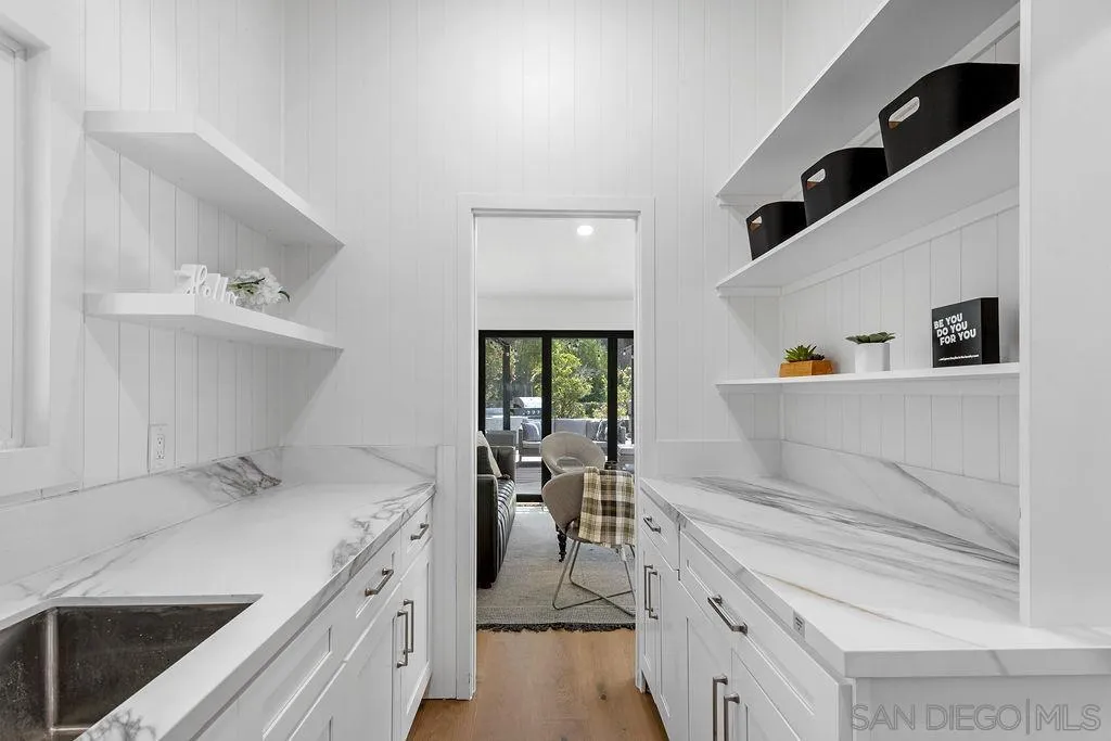https://cdn.realtyfeed.com/cdn/127/250036137/586545137b0cd09132cf7a028f1d97f7.webp