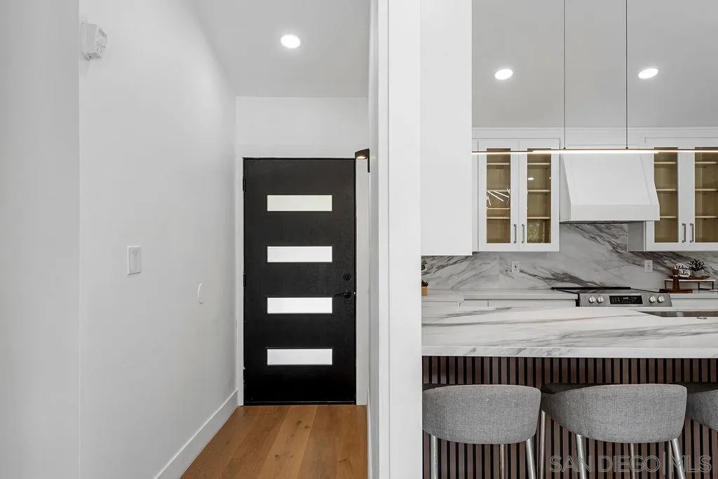https://cdn.realtyfeed.com/cdn/127/250036137/d234b0274151b6f0881548b5b2ebd2c8.webp