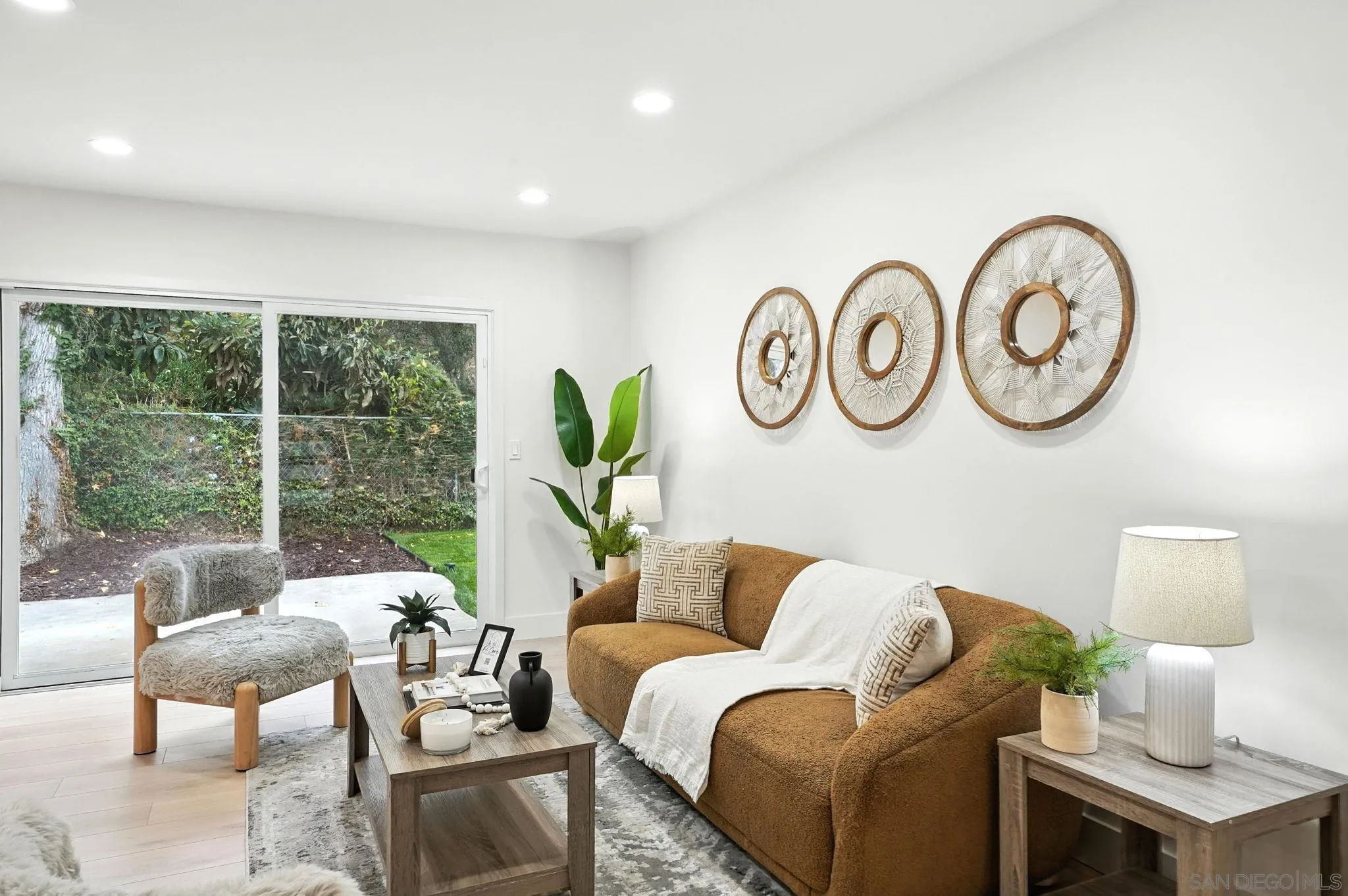 https://cdn.realtyfeed.com/cdn/127/250036141/3f8cecadcd18d594376686f9df5f4439.webp