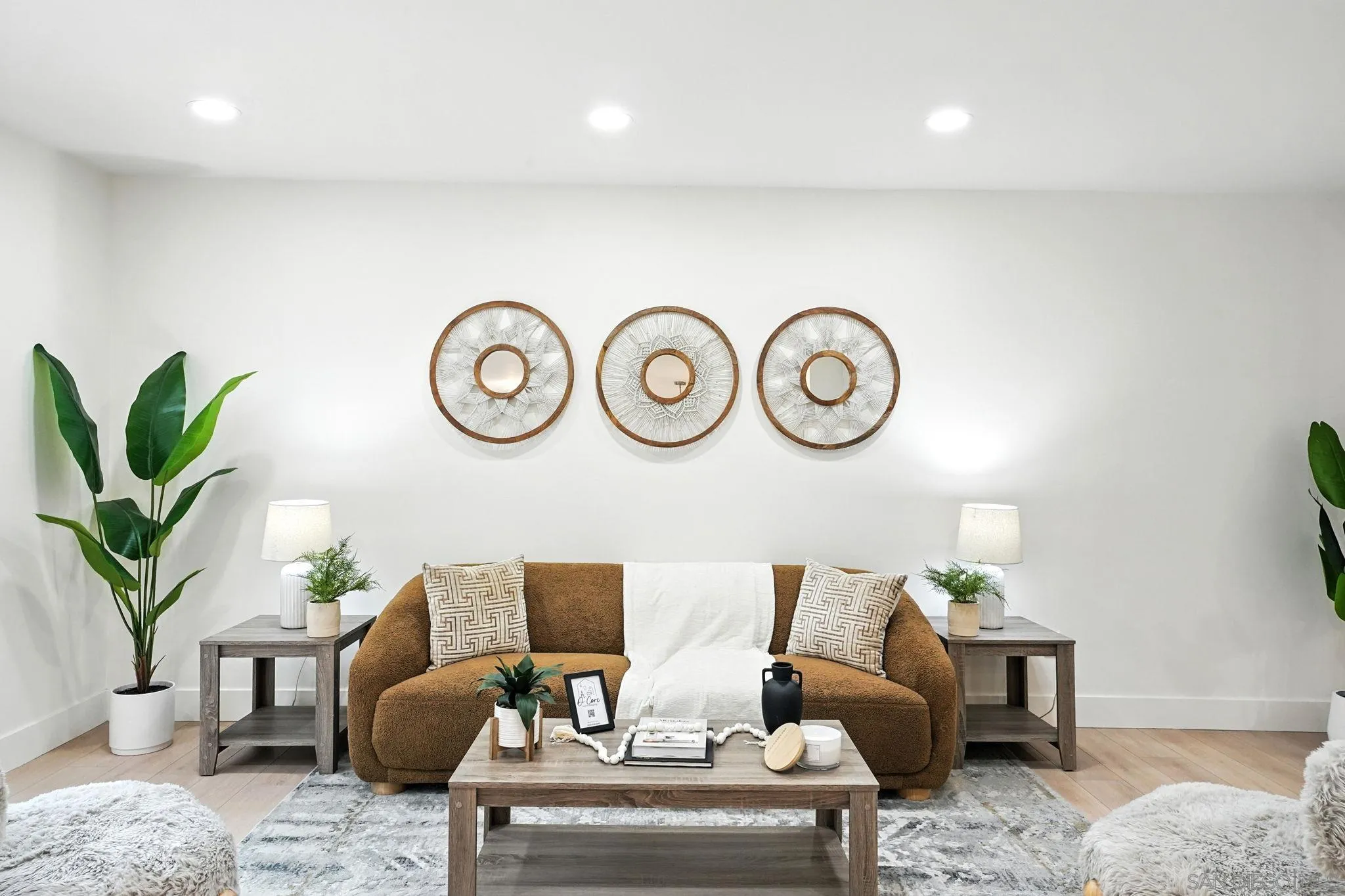 https://cdn.realtyfeed.com/cdn/127/250036141/da7d7e238ed255dbbf51d4011cf72611.webp