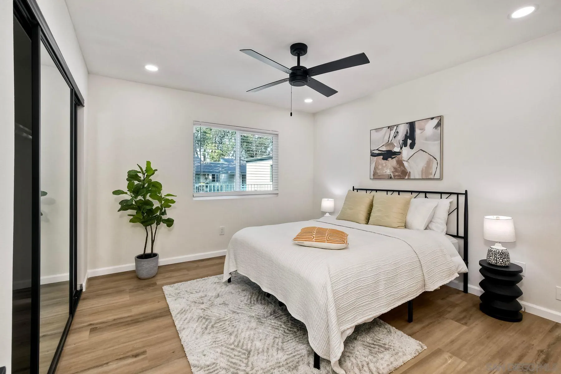 https://cdn.realtyfeed.com/cdn/127/250036144/0622aeef965c3769812ff76da74bf1f4.webp