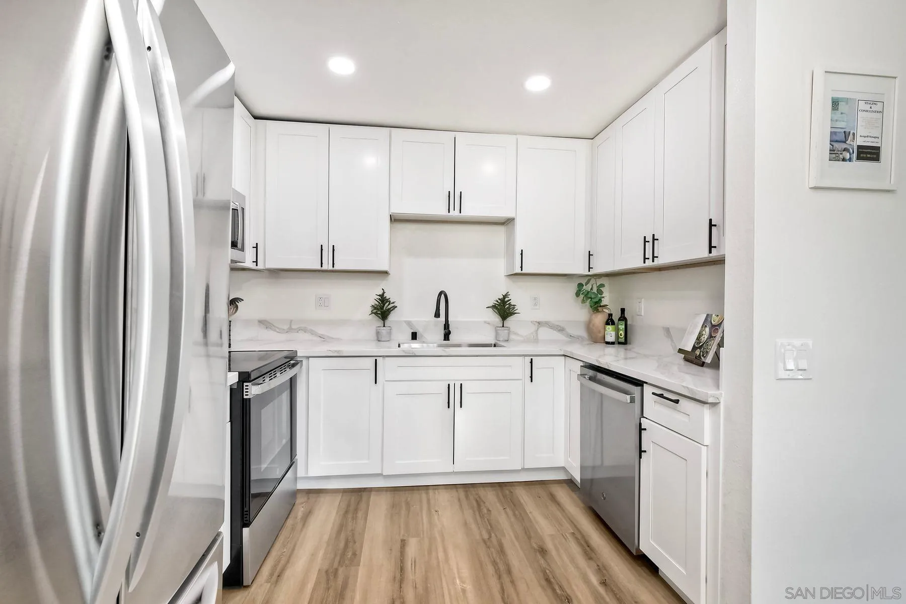 https://cdn.realtyfeed.com/cdn/127/250036144/3233580de699a00263aba33750a83711.webp