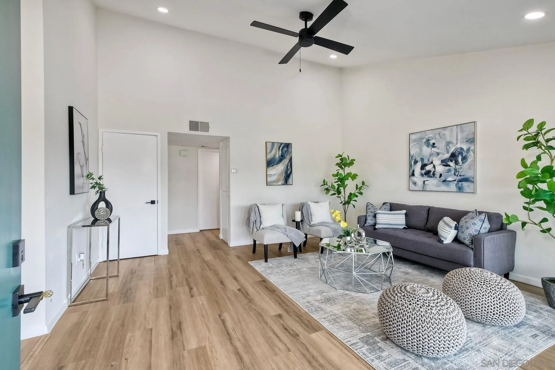 https://cdn.realtyfeed.com/cdn/127/250036144/c2f13e53375c86aecf0ab6754d3d22cf.webp