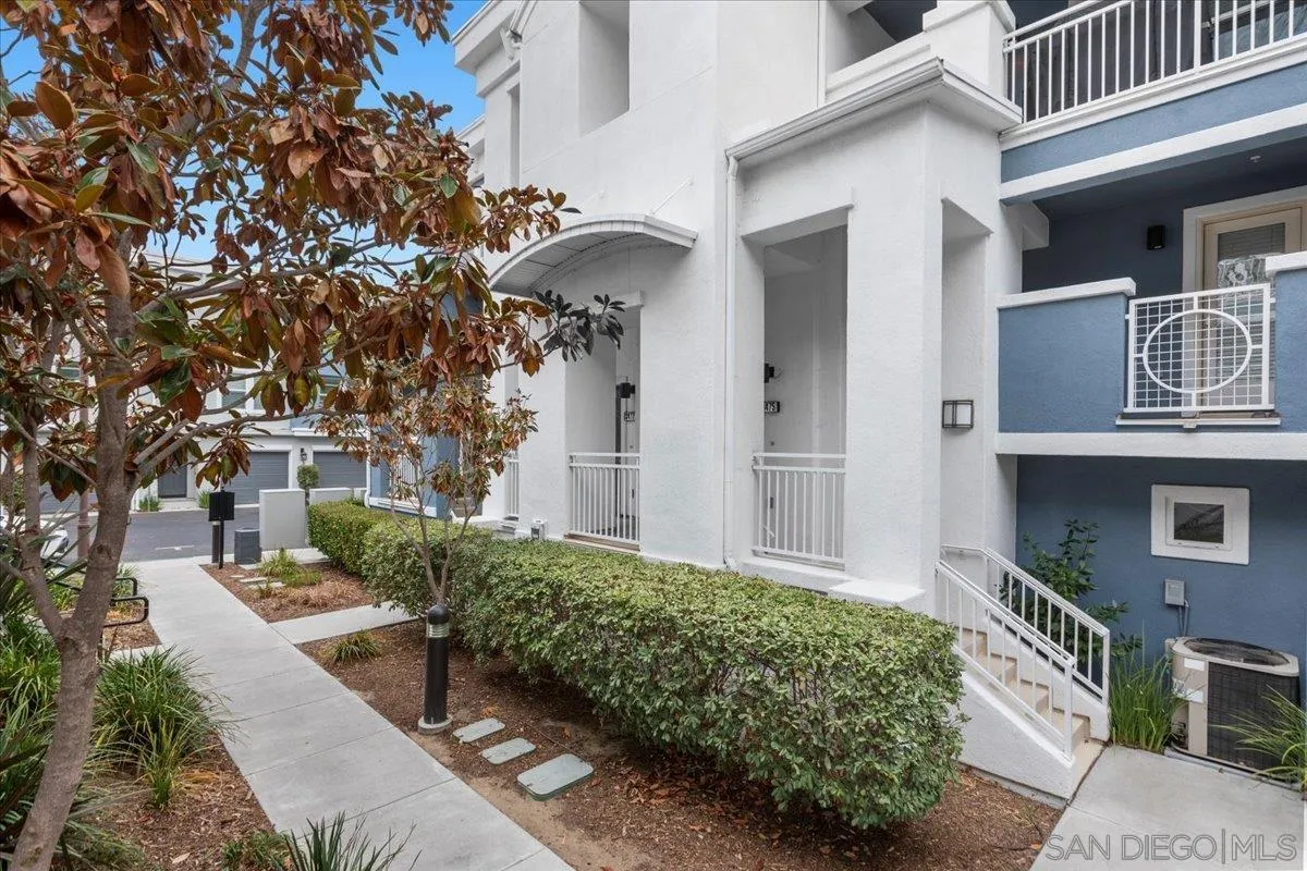 Photo #3: 250036146 Listing 