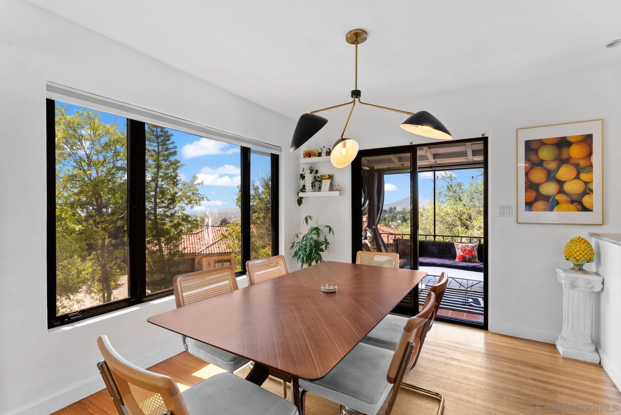 https://cdn.realtyfeed.com/cdn/127/250036147/0c5f907cacb46908e4bf74df045ff7ac.webp
