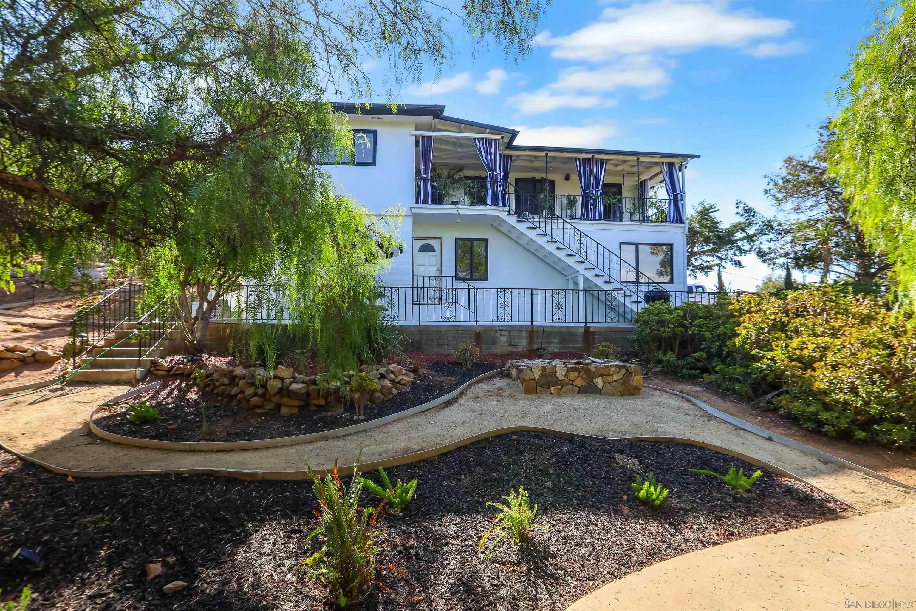 9586 Alto Dr
