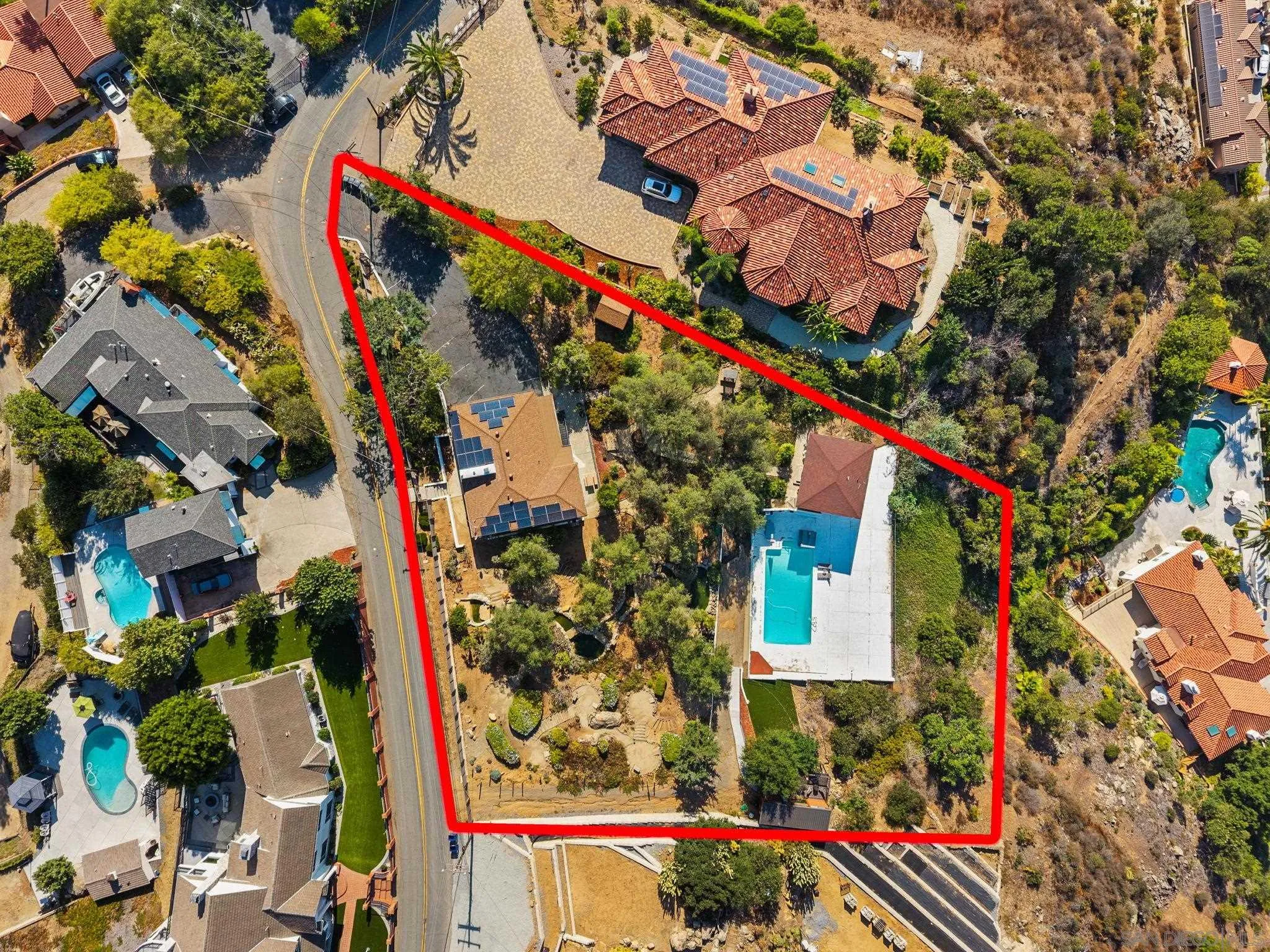 https://cdn.realtyfeed.com/cdn/127/250036147/72c41d303a06c99d82e190e4bd2192d9.webp