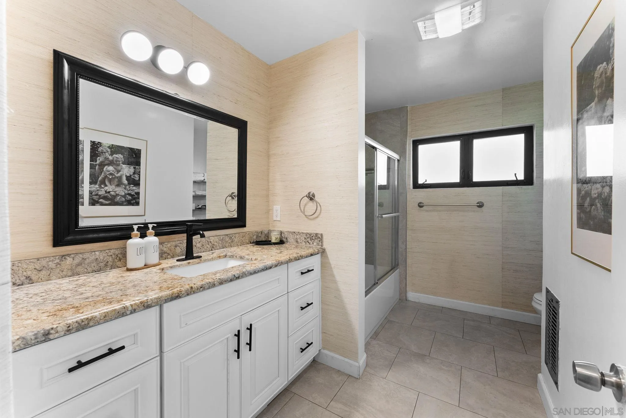 https://cdn.realtyfeed.com/cdn/127/250036147/86da1a383d79dcdb155de6419de3f5d2.webp