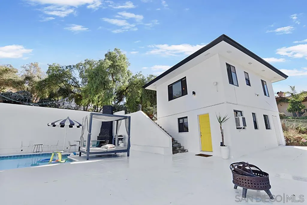 https://cdn.realtyfeed.com/cdn/127/250036147/ca2c290f8a89d83858a5098a1946b47e.webp