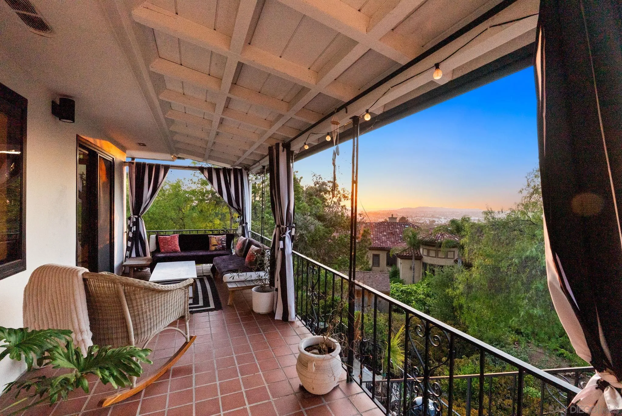 https://cdn.realtyfeed.com/cdn/127/250036147/f9c7e85eb65f7b4c683748a23896158a.webp