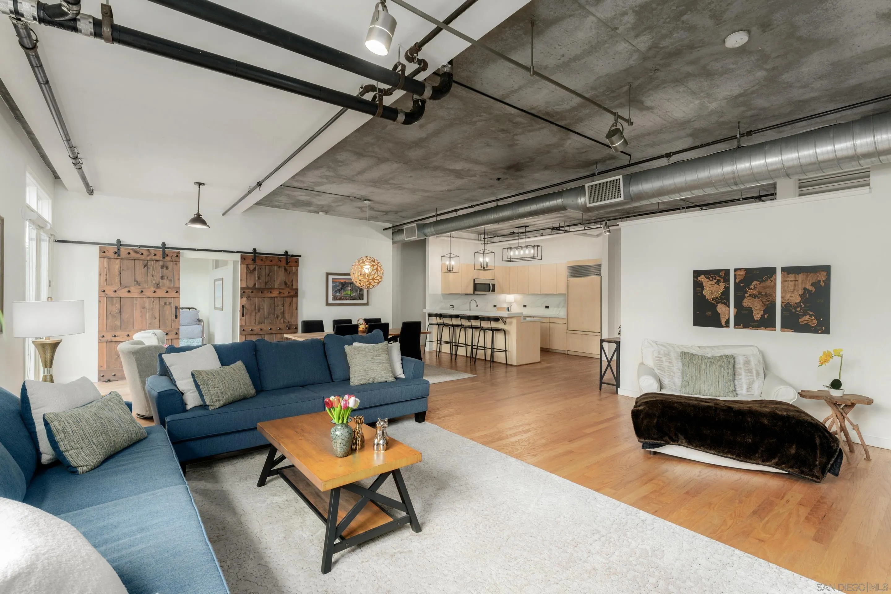 https://cdn.realtyfeed.com/cdn/127/250036149/2e8873312b71e24eff64fef342b90bf0.webp