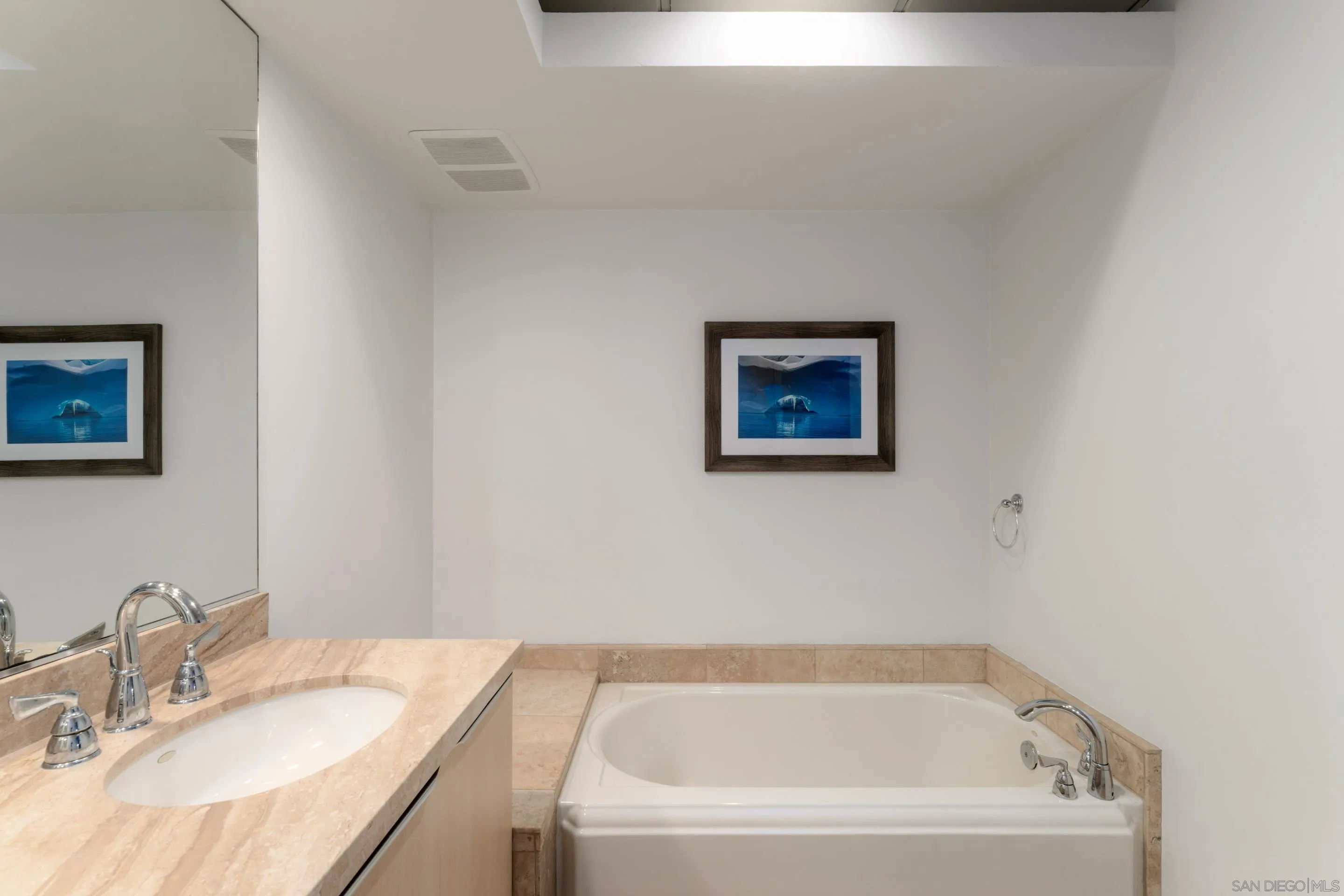 Photo #19: 250036149 Listing: Photo #19