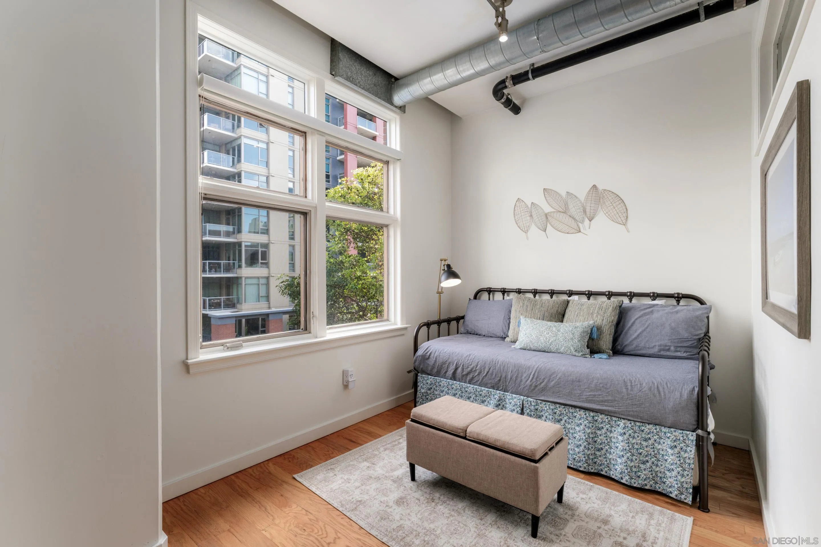 https://cdn.realtyfeed.com/cdn/127/250036149/88a499c2481d6064a439f4625ce81caa.webp