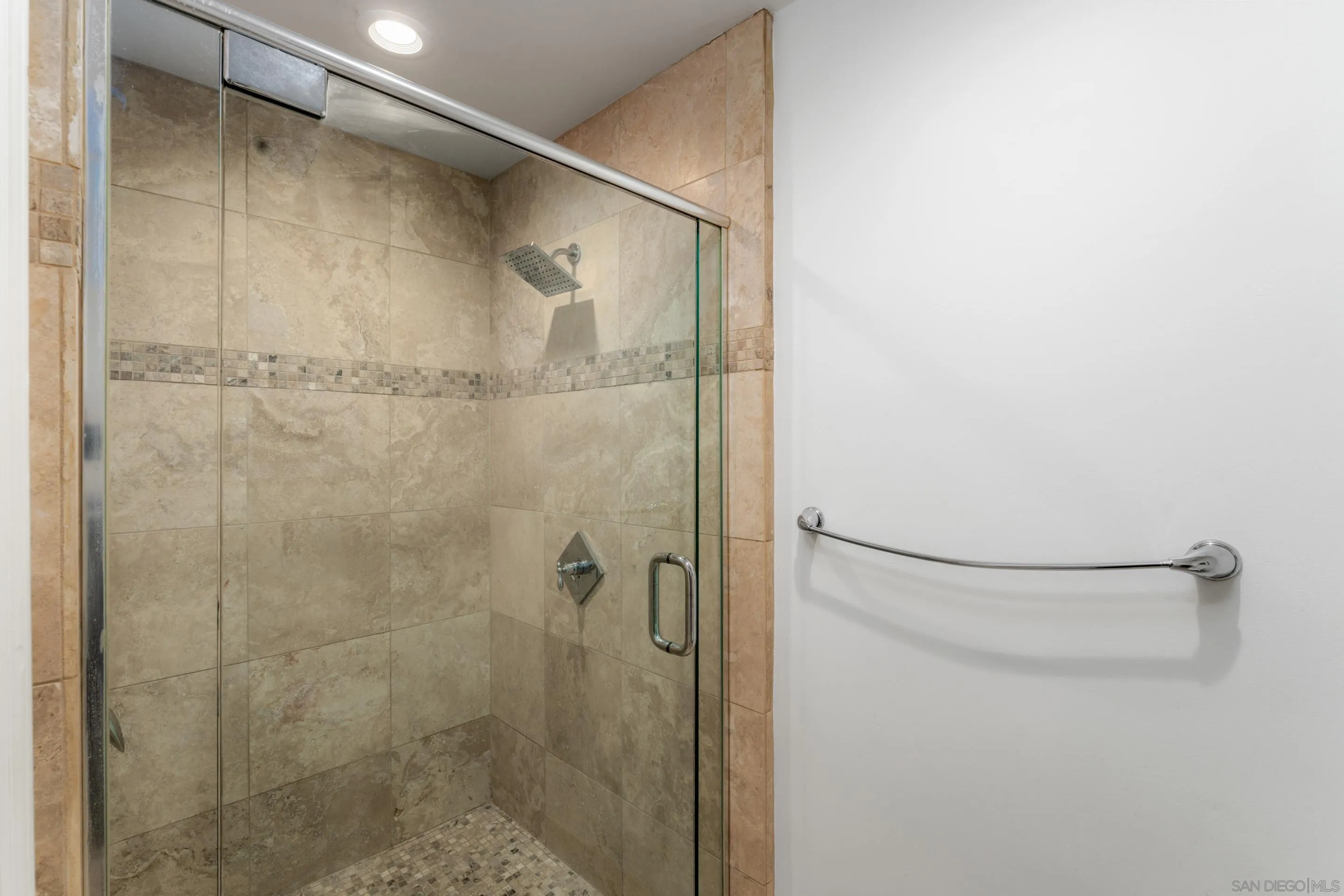 Photo #20: 250036149 Listing: Photo #20