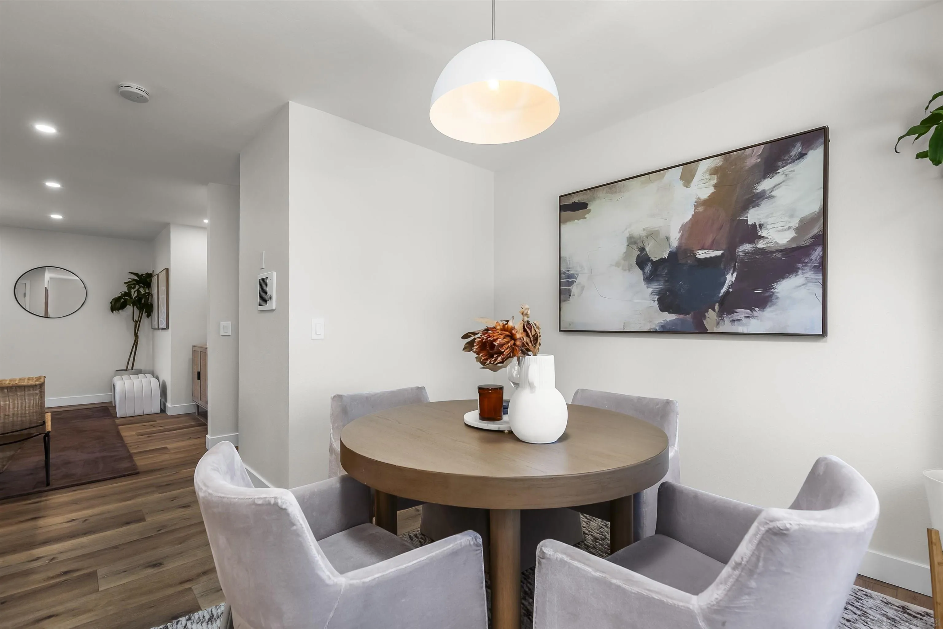 https://cdn.realtyfeed.com/cdn/127/250036159/20828edbb30fce50668cf8d534669e14.webp