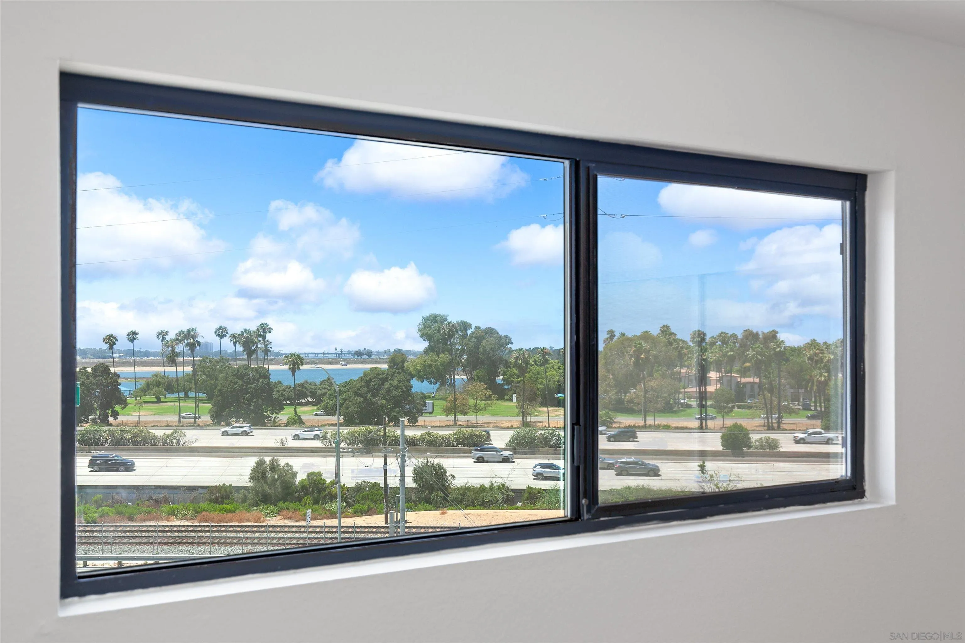 https://cdn.realtyfeed.com/cdn/127/250036159/dc11ae1d3fa070200da4b4ee14b0cf15.webp
