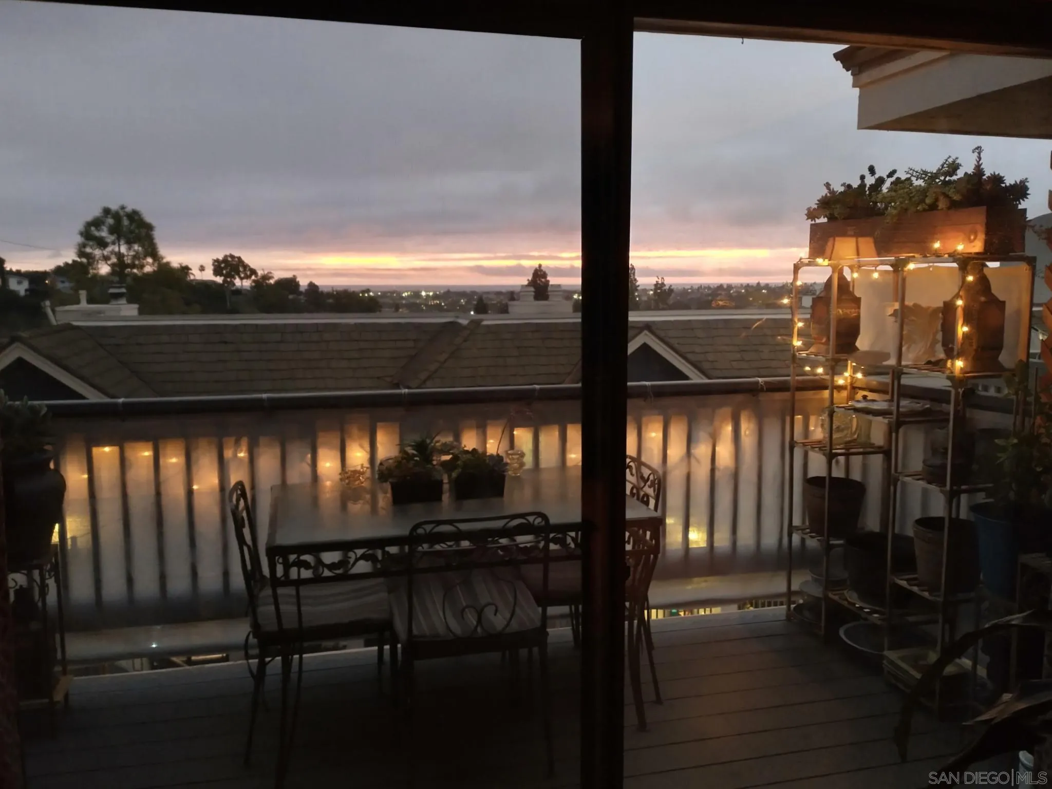https://cdn.realtyfeed.com/cdn/127/250036161/749abb5e41c439320c84a62a761aaec8.webp