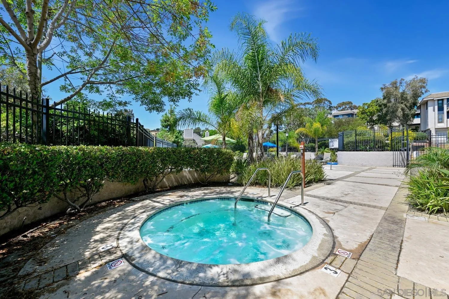 https://cdn.realtyfeed.com/cdn/127/250036161/a8357243bc62c430c6f8be68d77fb8a4.webp