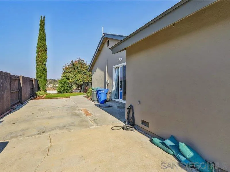 https://cdn.realtyfeed.com/cdn/127/250036171/7b04d46553080672bd5981f5ed595351.webp