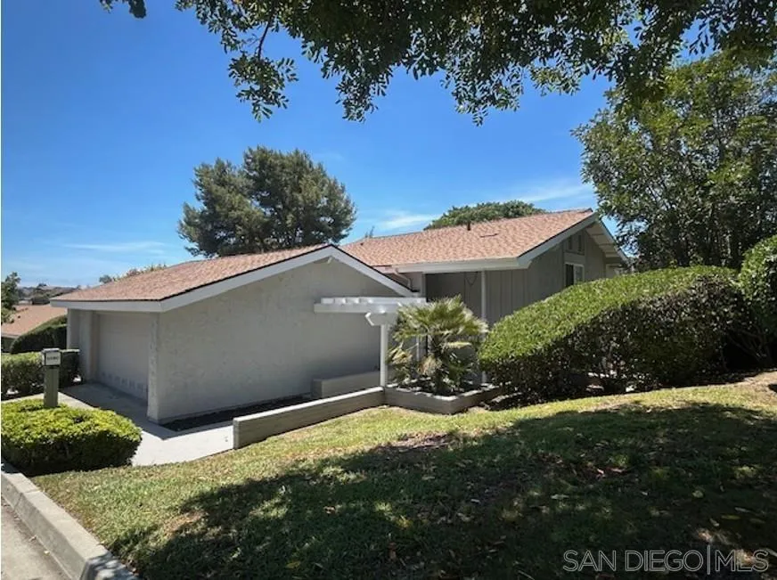 More Details about MLS # 250036174 : 5580 CAMINITO CONSUELO