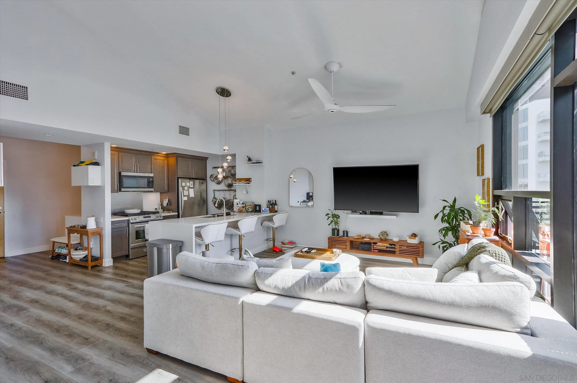 Photo #10: 250036175 Listing: Photo #10