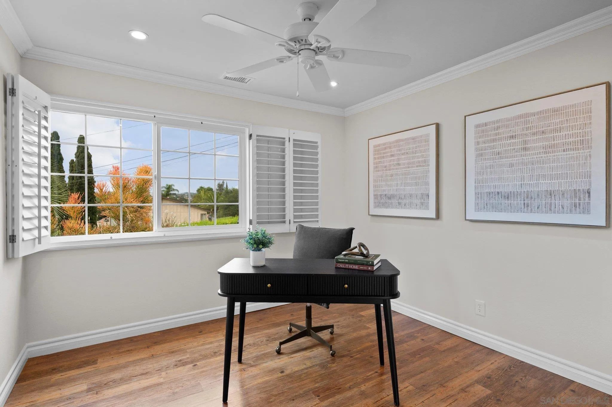 https://cdn.realtyfeed.com/cdn/127/250036176/317f1cea23fe15ab5b65a7262e1683fd.webp