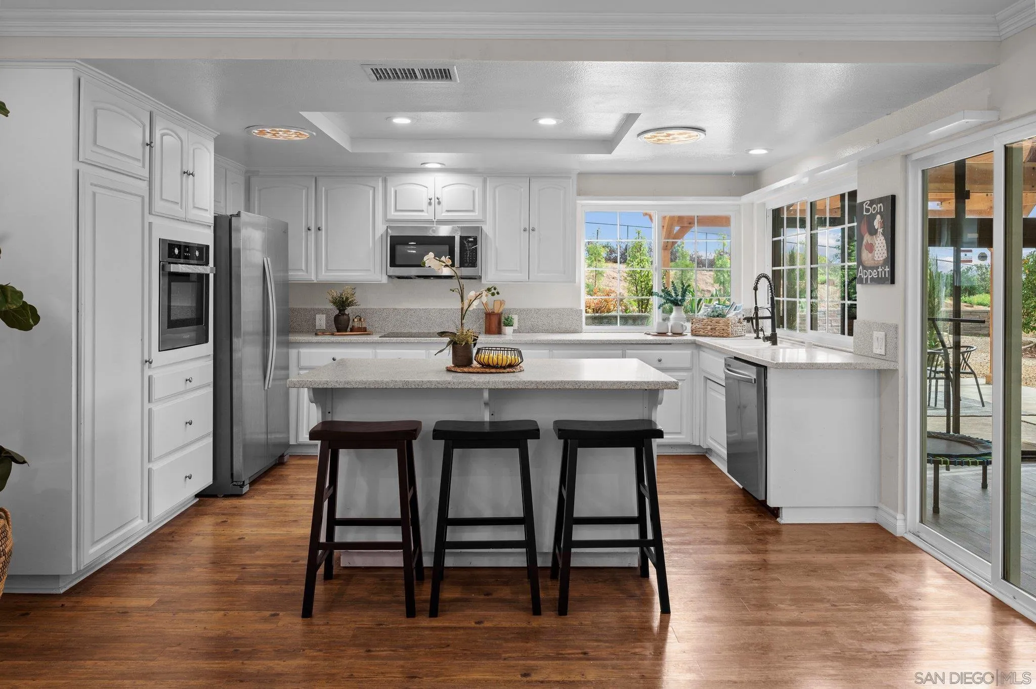 https://cdn.realtyfeed.com/cdn/127/250036176/32696e990e45299cd96d973f72f94d3f.webp