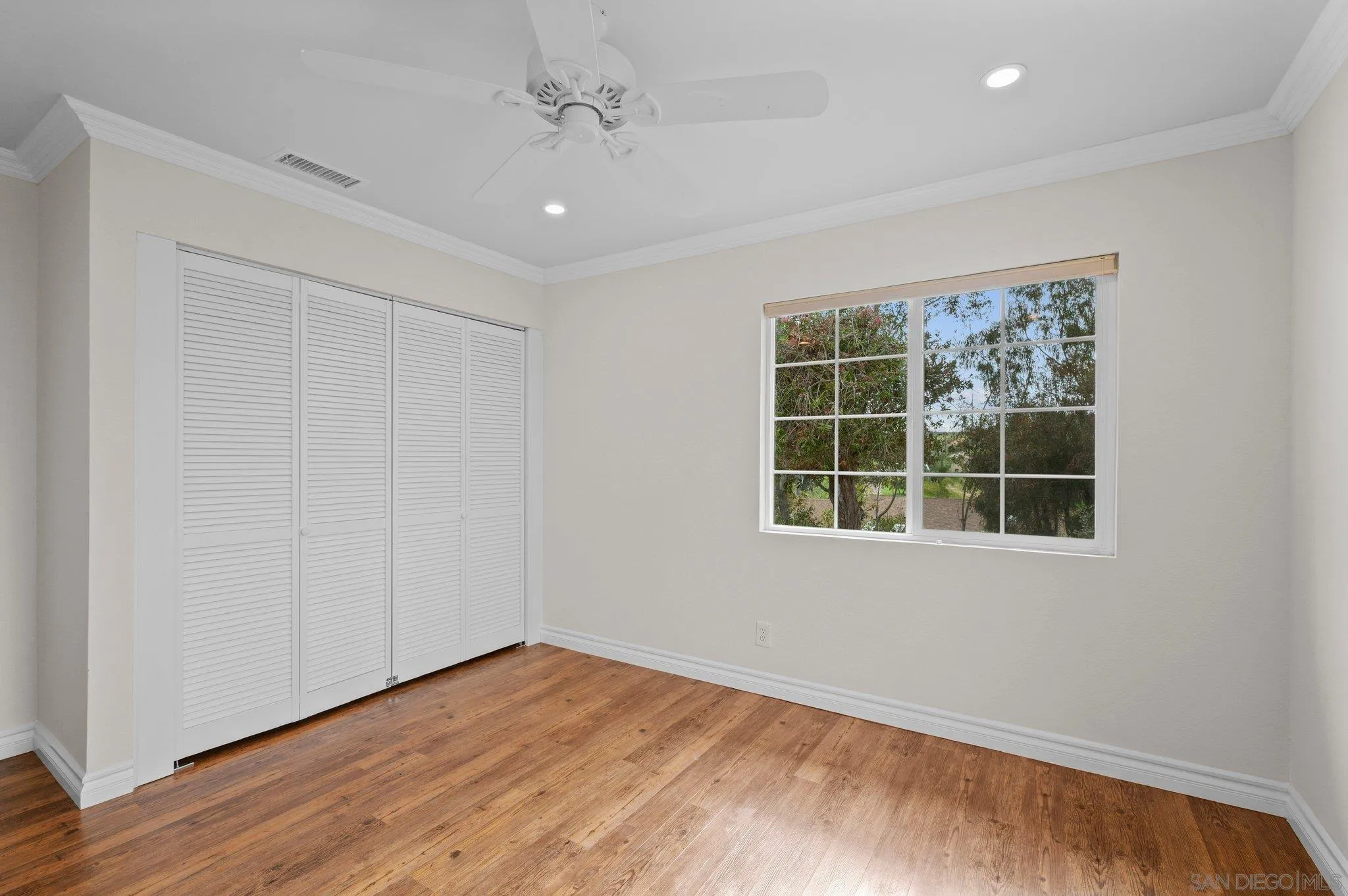 https://cdn.realtyfeed.com/cdn/127/250036176/6ca9691f5f9e0c7c099f42cab468f3d0.webp
