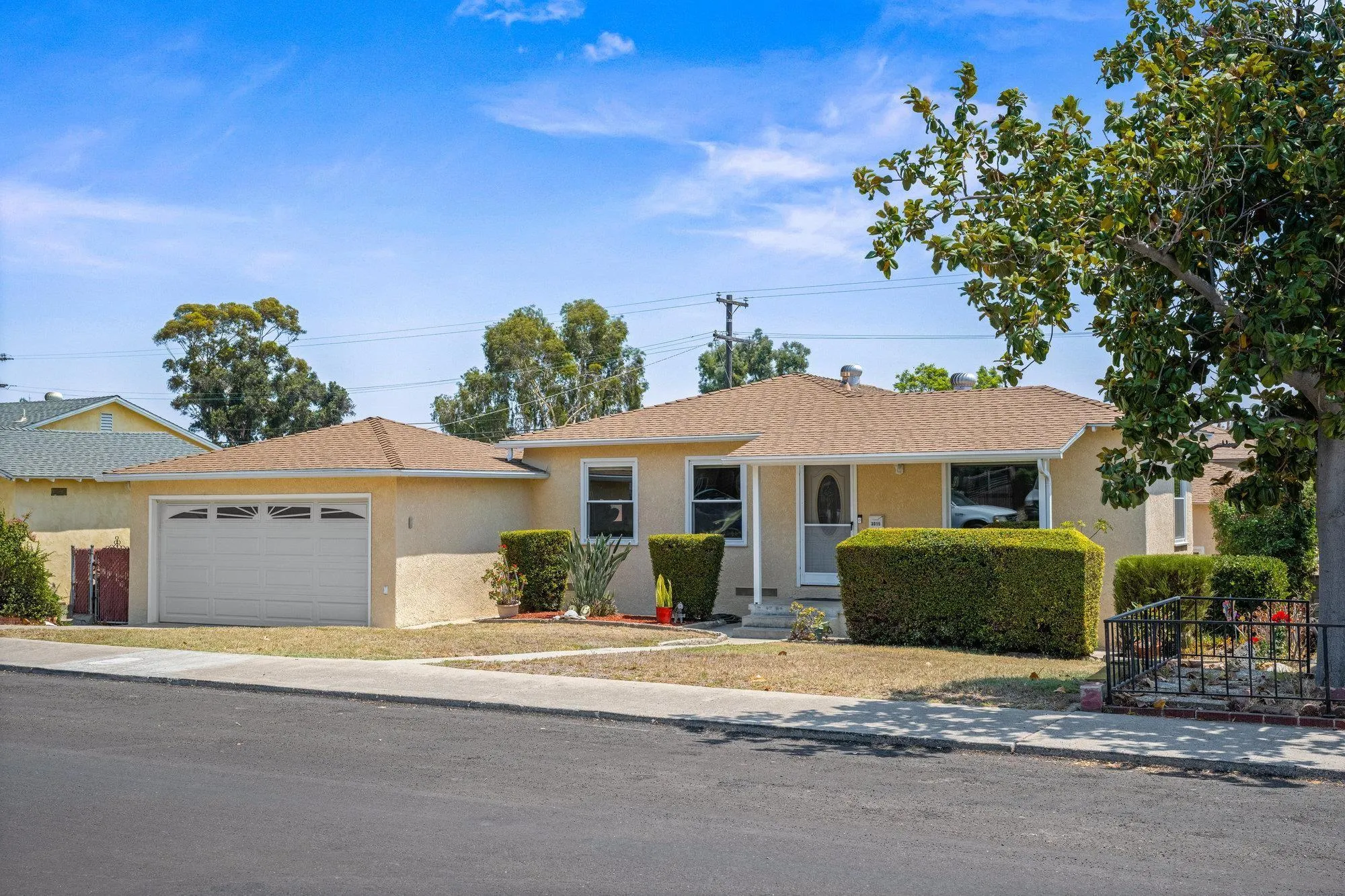 https://cdn.realtyfeed.com/cdn/127/250036184/2dd8a7e8b1cf8cc957200efbf9d10662.webp