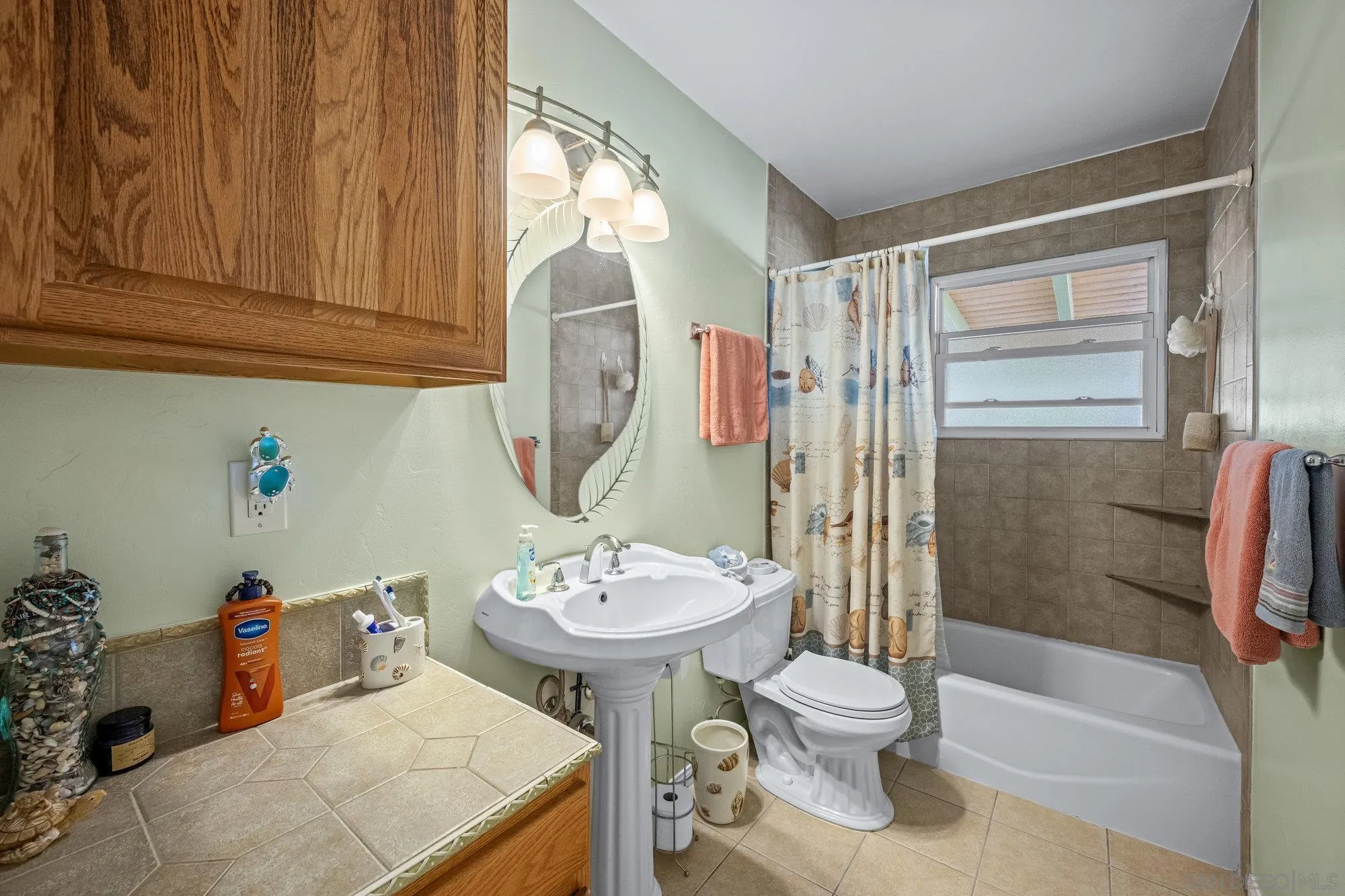 https://cdn.realtyfeed.com/cdn/127/250036184/7f4e940b89c856c312c8061f920f2c5e.webp