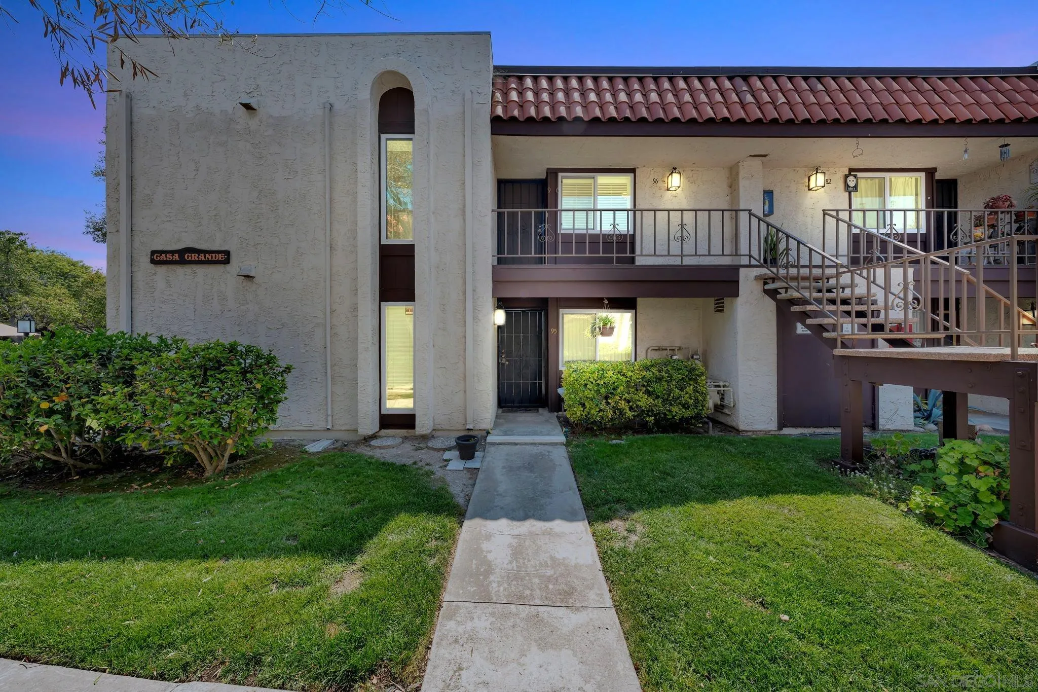 Photo #2: 250036186 Listing 