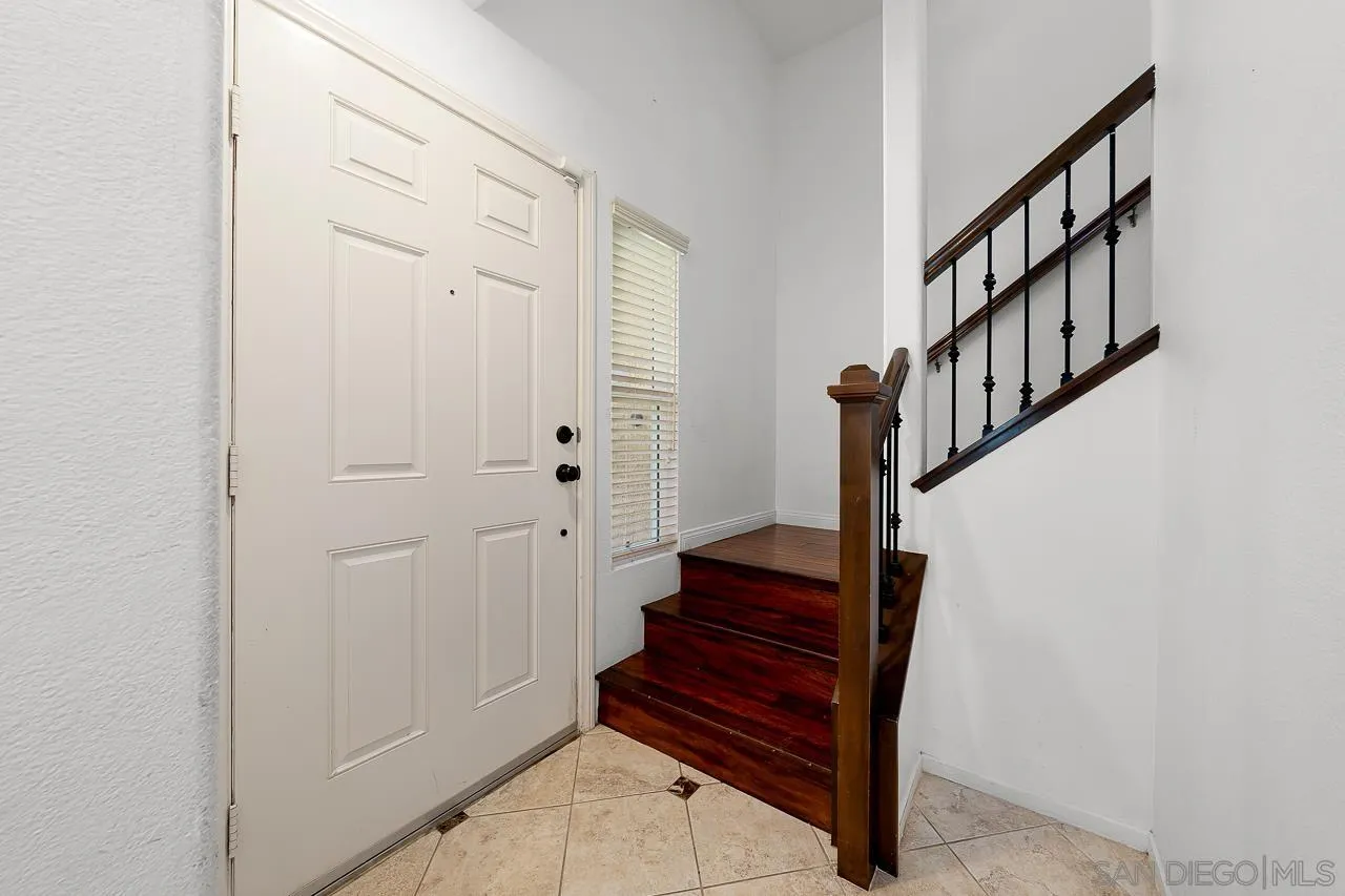 Photo #3: 250036202 Listing 