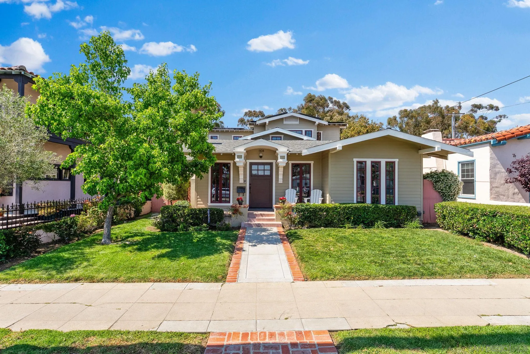 https://cdn.realtyfeed.com/cdn/127/250036205/075dd670632a16e49755acb98238c03b.webp
