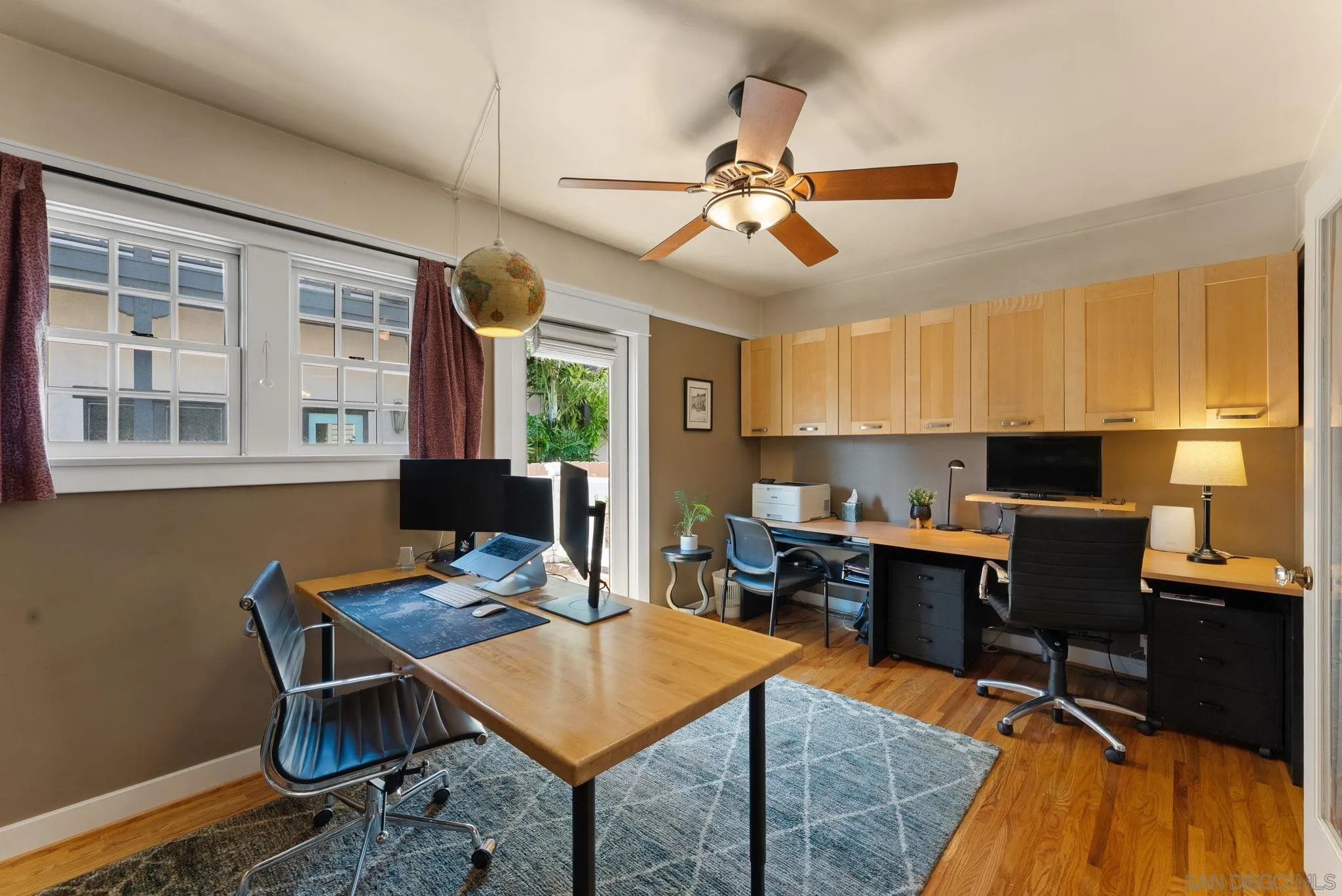 https://cdn.realtyfeed.com/cdn/127/250036205/d0a5ec4e7c0d95cd903e833ad15741b4.webp