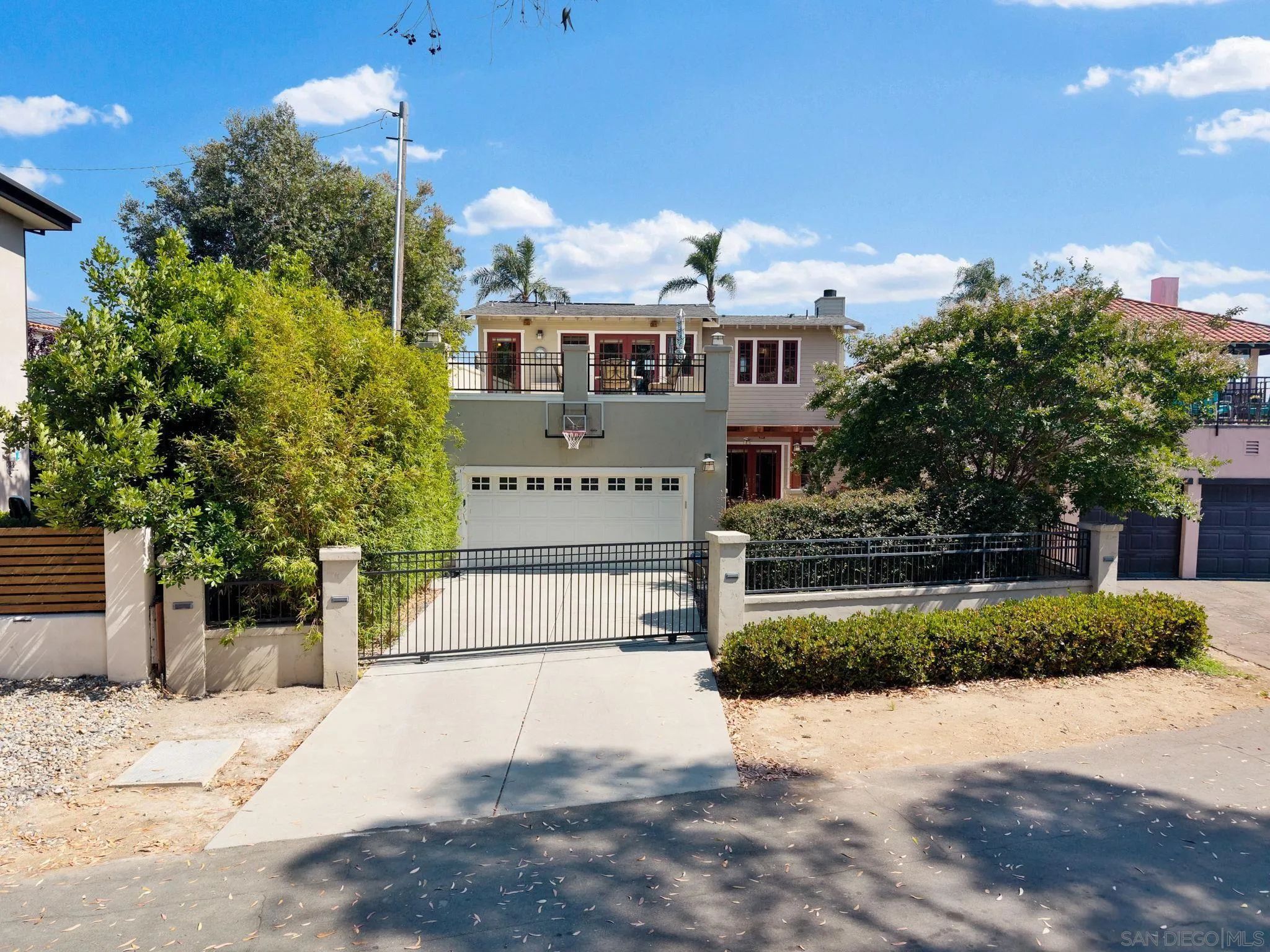 https://cdn.realtyfeed.com/cdn/127/250036205/f07a252c7cfa07e9a7495c81b3677a10.webp