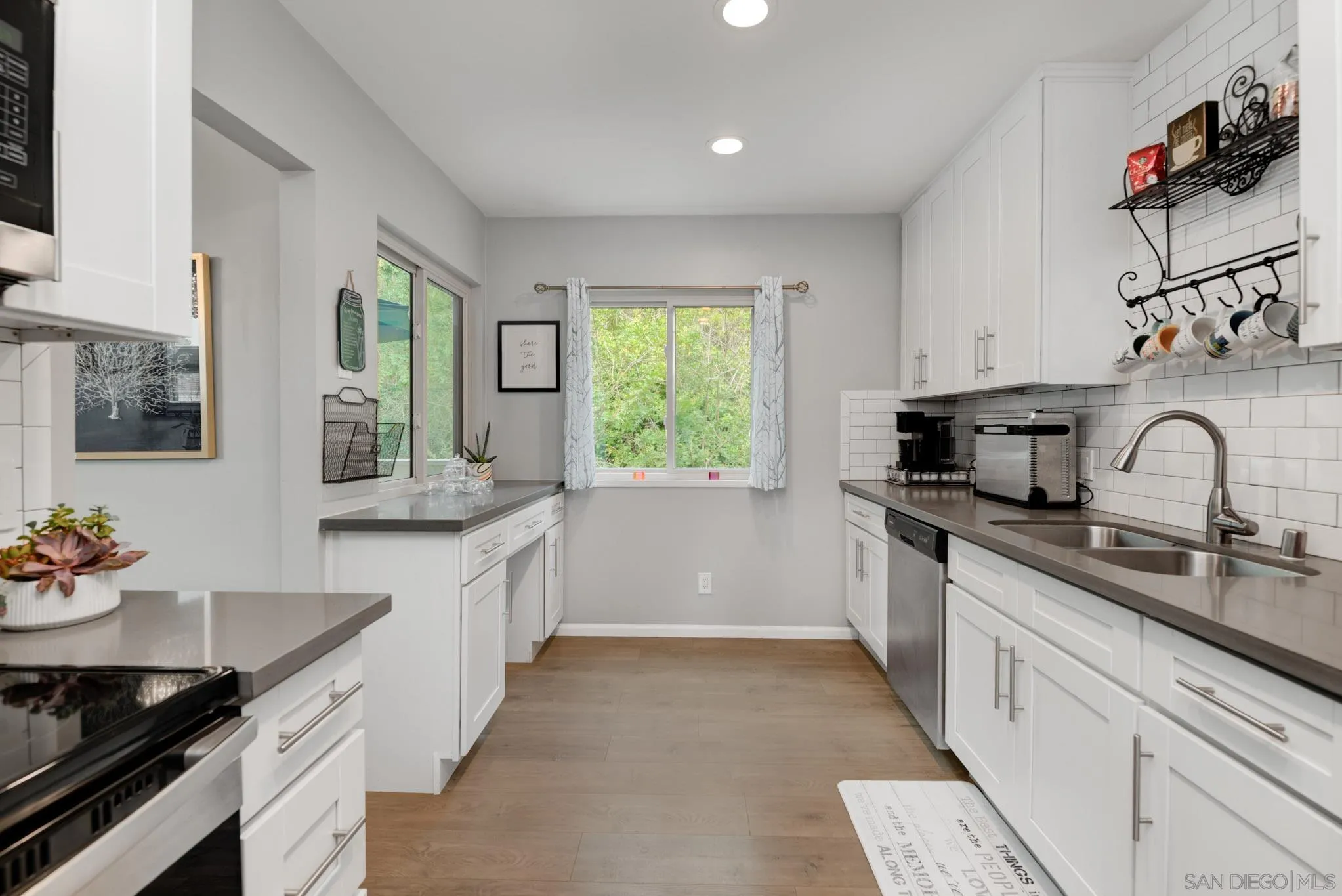 Photo #13: 250036211 Listing: Photo #13