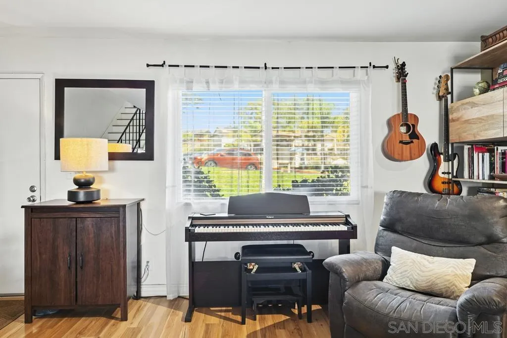 Photo #3: 250036215 Listing 