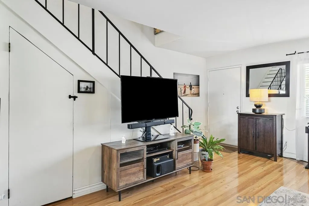 Photo #4: 250036215 Listing 