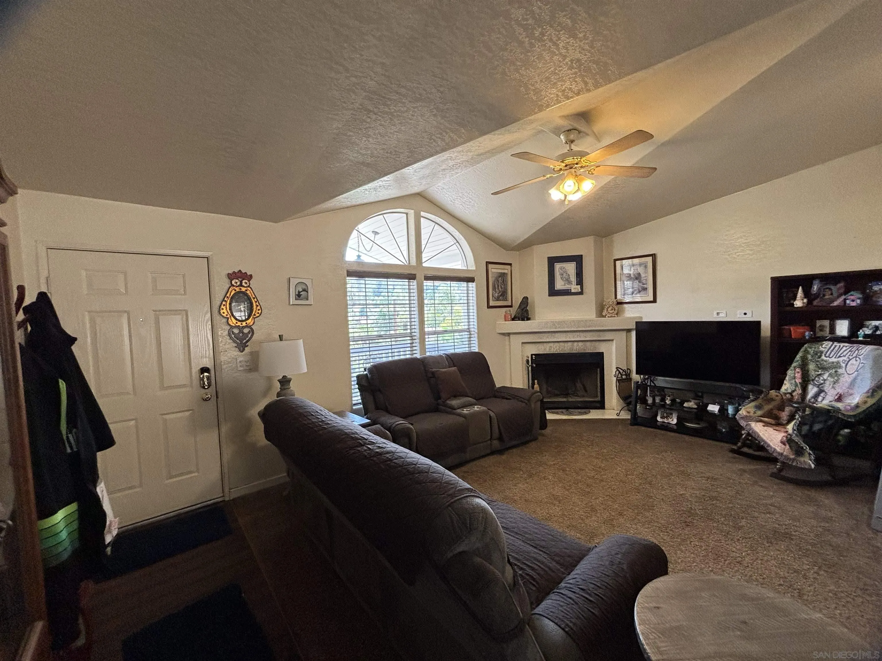 https://cdn.realtyfeed.com/cdn/127/250036219/1a0684fd7b7fdd2c689a2b5ad8c5cebe.webp