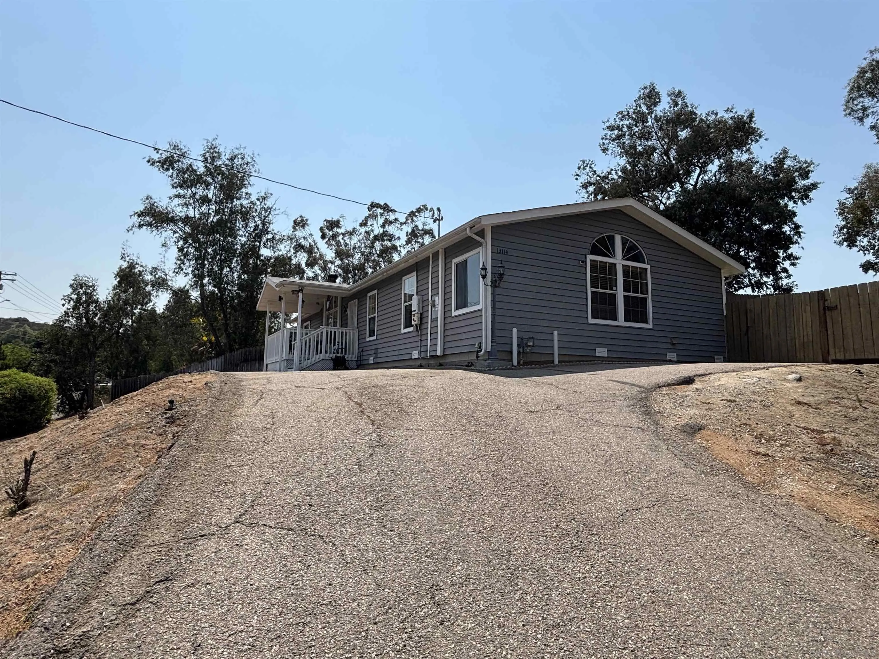 https://cdn.realtyfeed.com/cdn/127/250036219/35e81062440094fb073a86be48808081.webp