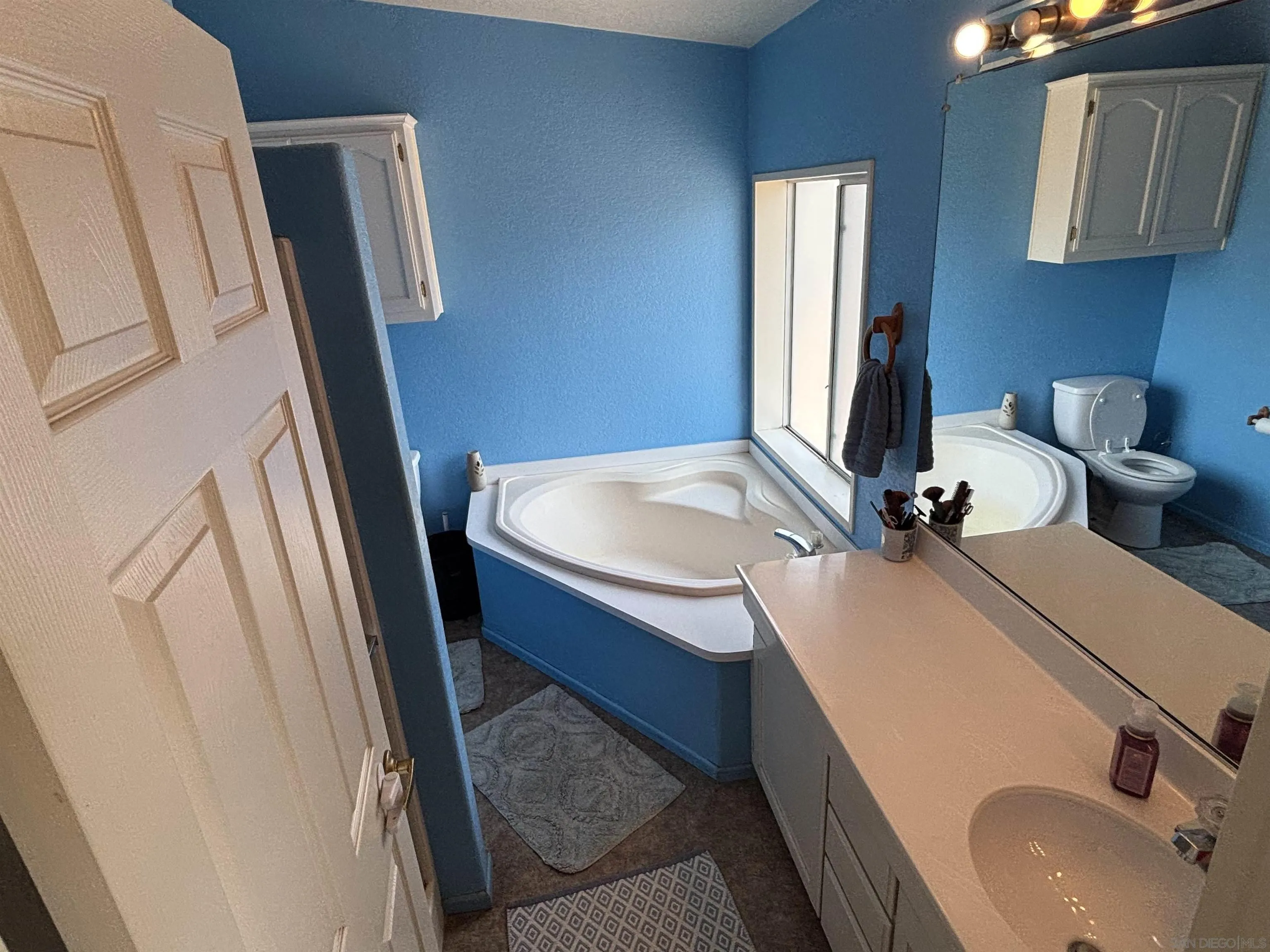 https://cdn.realtyfeed.com/cdn/127/250036219/6cfbcf39f776974722b5bebe903e7c43.webp
