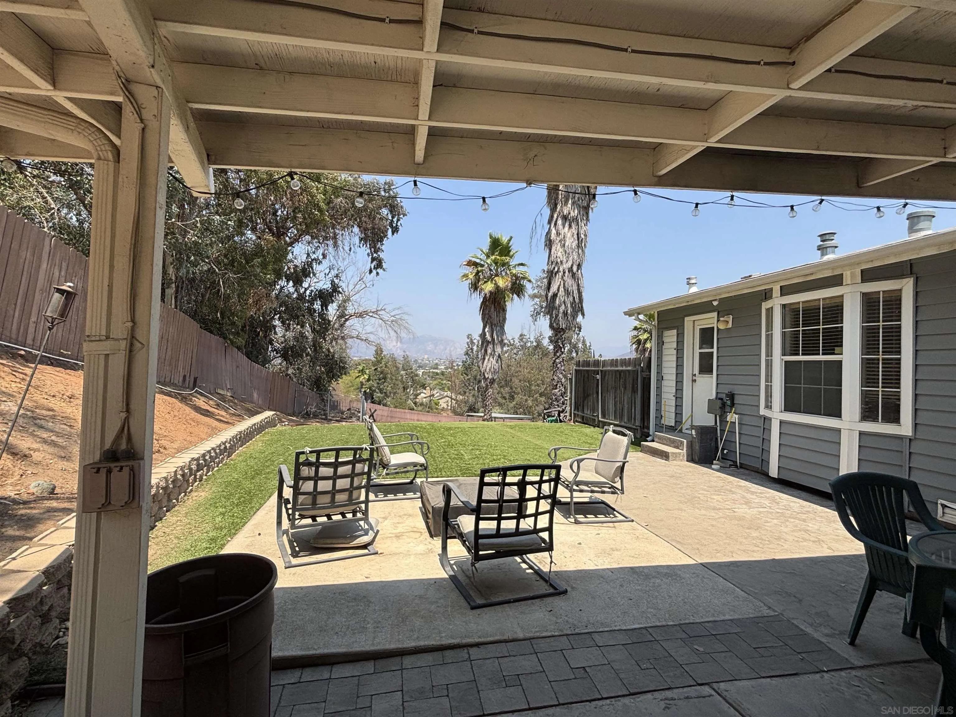 https://cdn.realtyfeed.com/cdn/127/250036219/b96d73b89ff7d1fda7d5e7c2ef58a361.webp