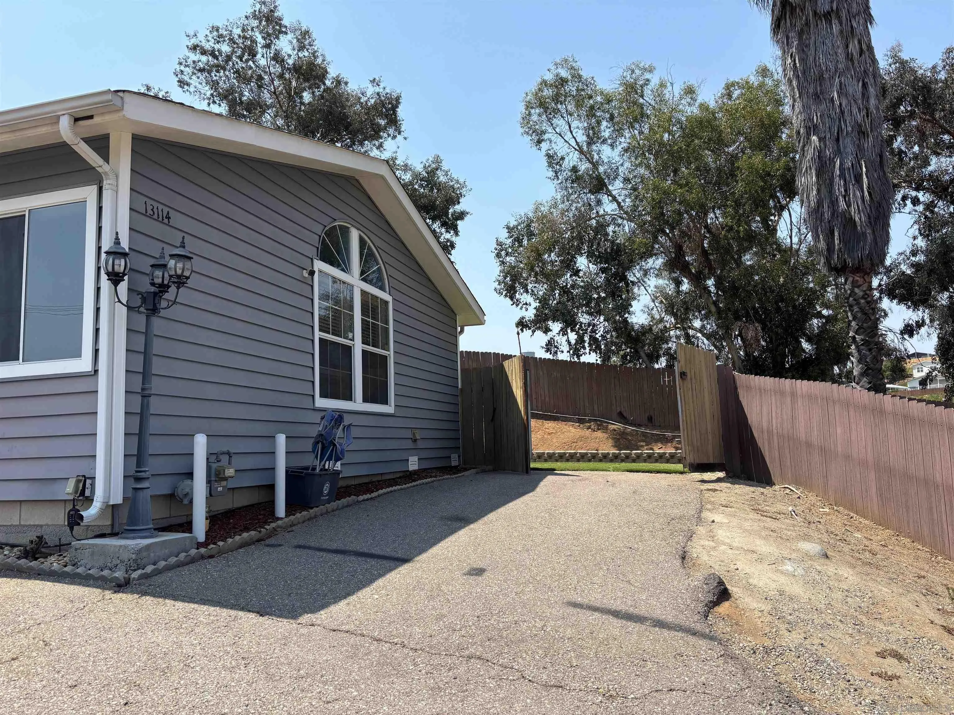 https://cdn.realtyfeed.com/cdn/127/250036219/f7d0b9b67f3dda154bd980da52c1623c.webp