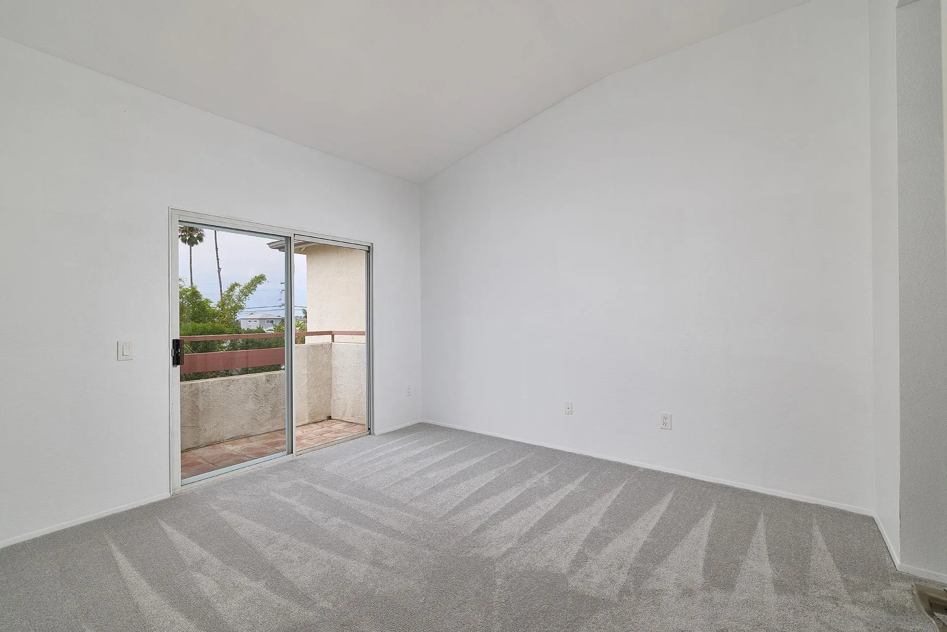 Photo #13: 250036222 Listing: Photo #13