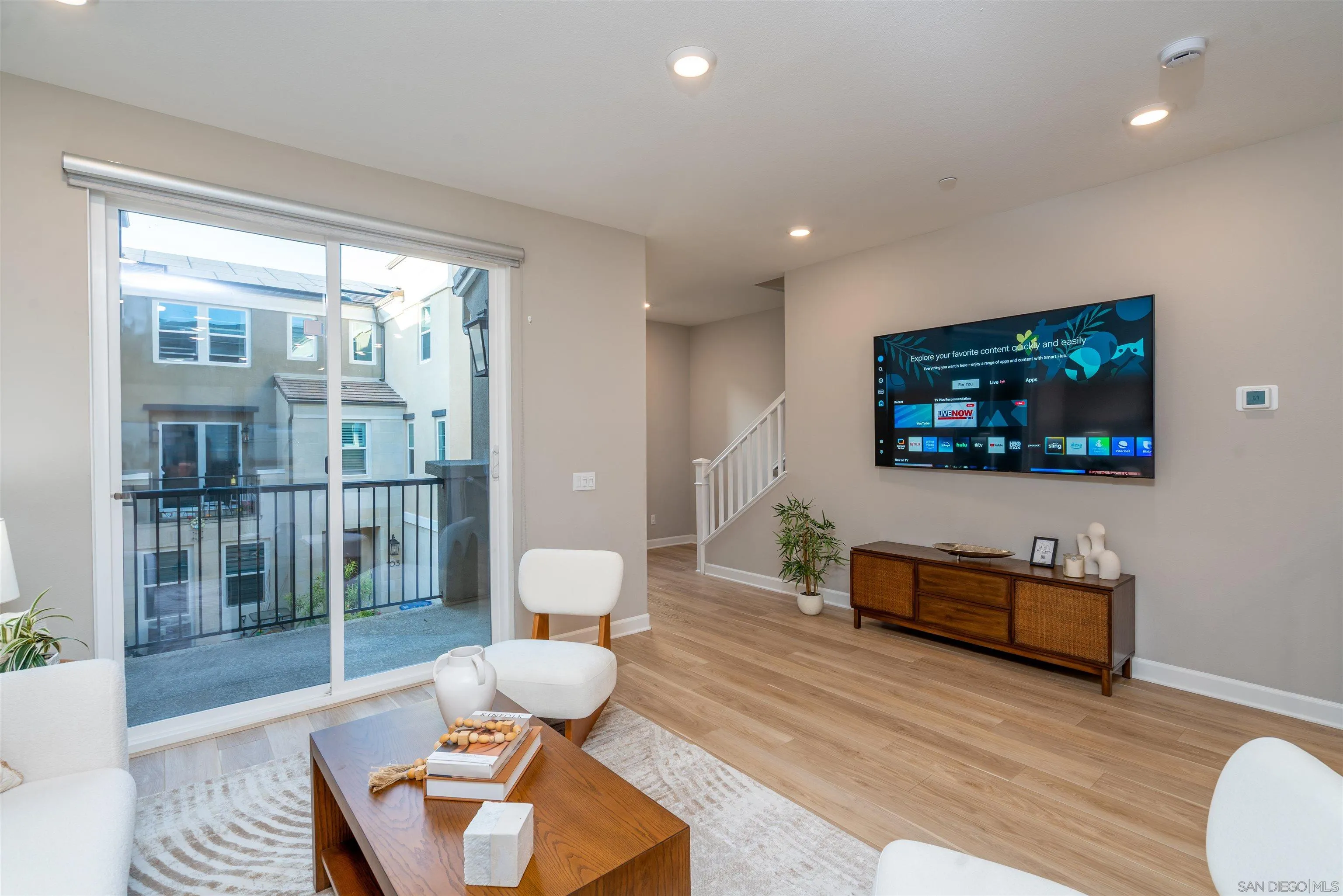 Photo #4: 250036228 Listing 