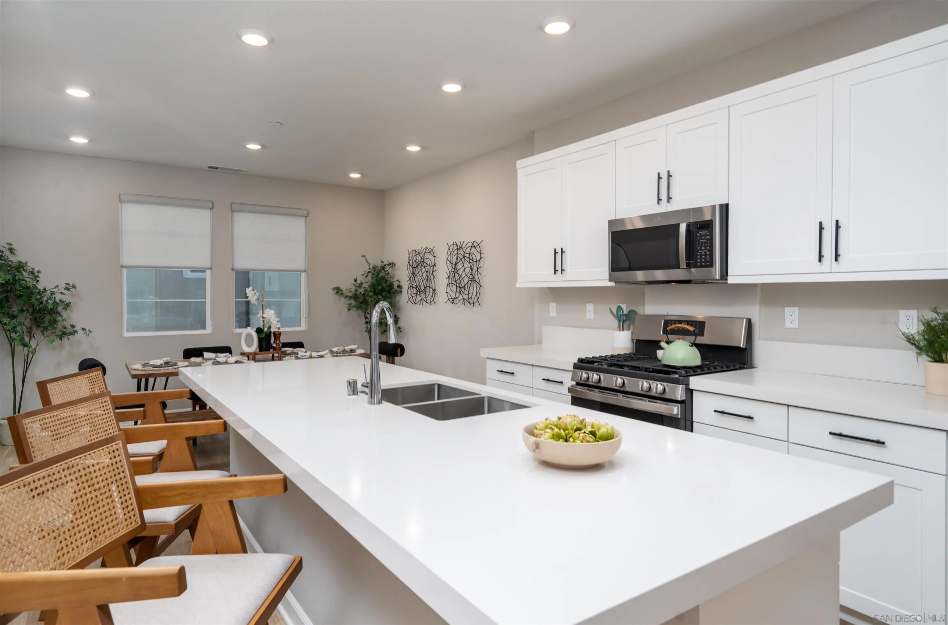 Photo #6: 250036228 Listing 