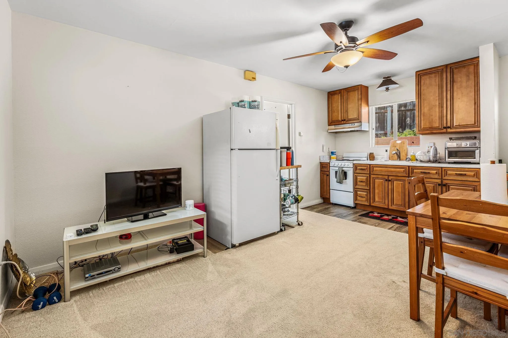 https://cdn.realtyfeed.com/cdn/127/250036229/d60b568ea7062806c86ba6f773fd3620.webp