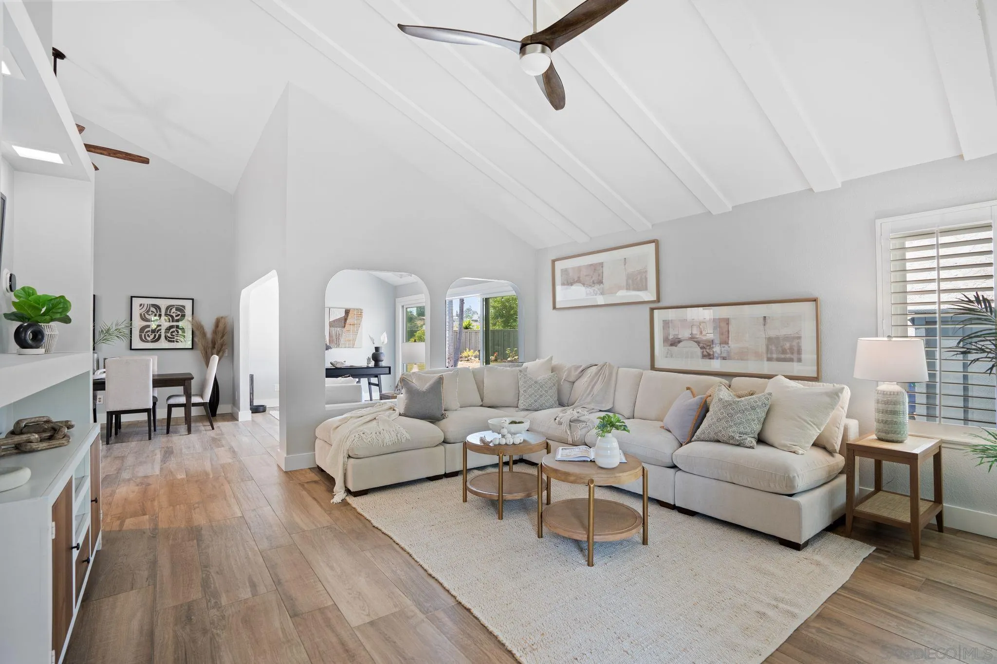 https://cdn.realtyfeed.com/cdn/127/250036231/0fc0f515f22094164e95d69cc04f92ba.webp