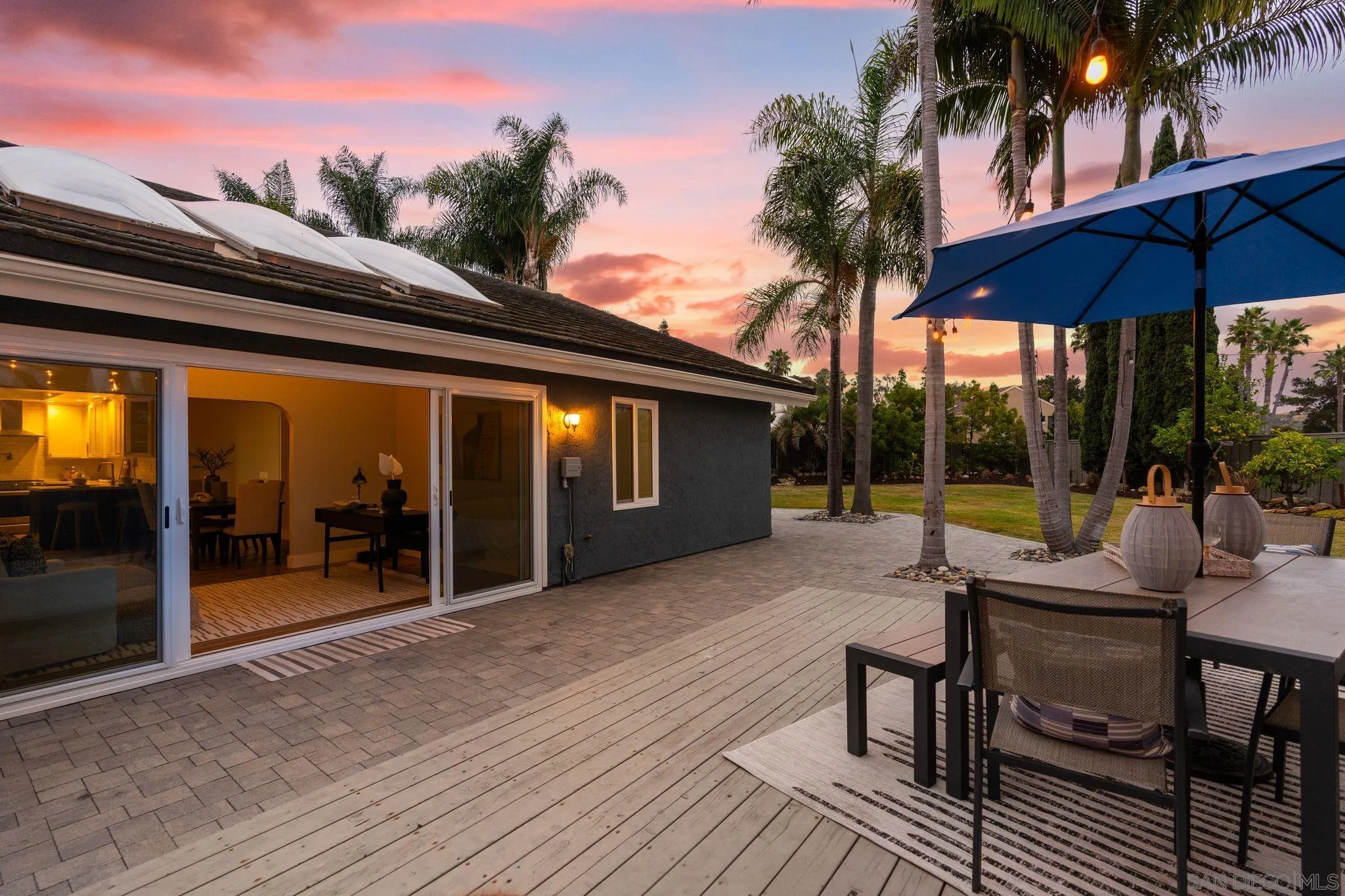 https://cdn.realtyfeed.com/cdn/127/250036231/2c83f62d542e8f254de2a0a1b74950fd.webp